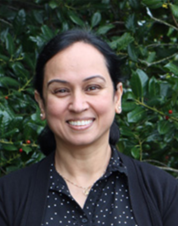 ChellaniNeetu-Headshot-Vertical