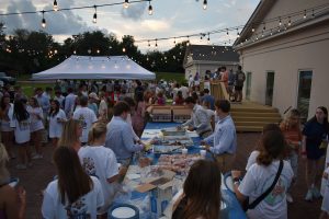 War of the Roses event wrap up festivities.